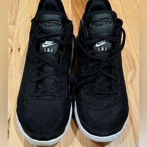 Nike Lebron NXXT Gen